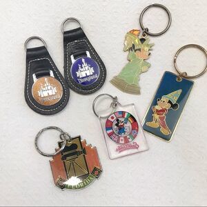 Disney Keychain Collectors 6 pc. Bundle